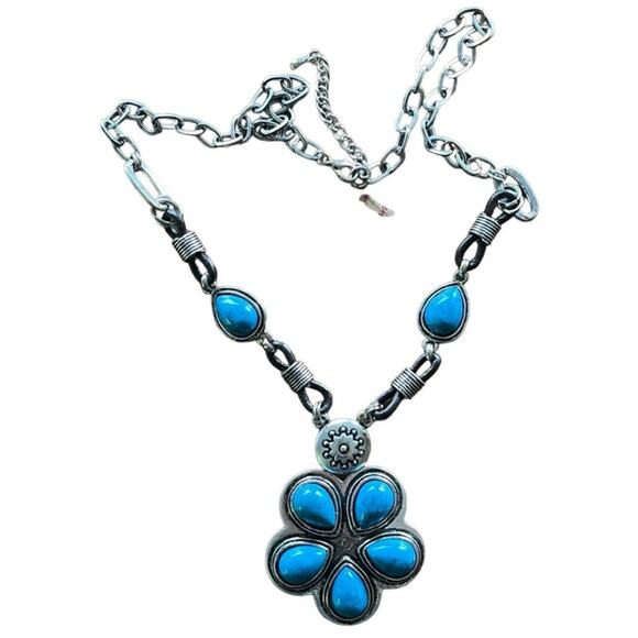 Faux Turquoise and Silver Tone Chunky Statement Necklace Bohemian Southwestern - Picture 4 of 9